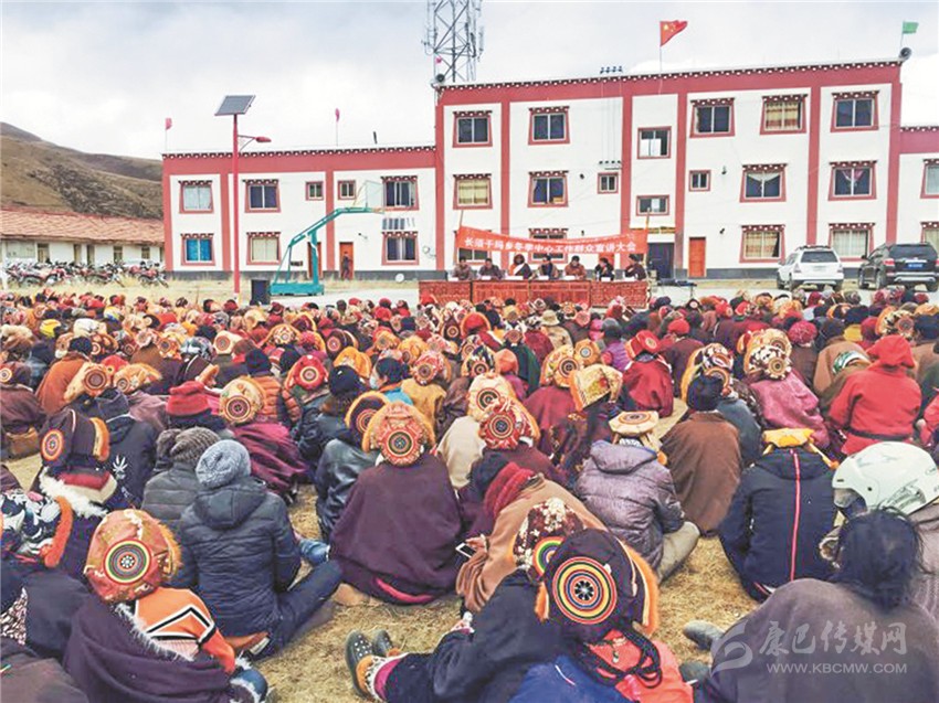 石渠縣開展“千人大下鄉(xiāng)” 、“千人大宣講”、“千人大走訪”活動掠影