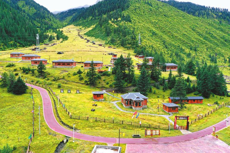 位于獨(dú)木嶺.jpg 位于獨(dú)木嶺.jpg